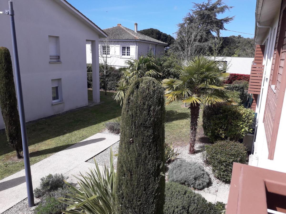 Bel Appartement en résidence avec Parking Privé Arvert Esterno foto
